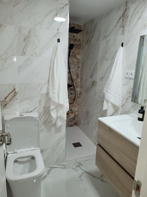 Apartamento Bajo Con Terraza Y Piscina Torrevieja Eksteriør billede