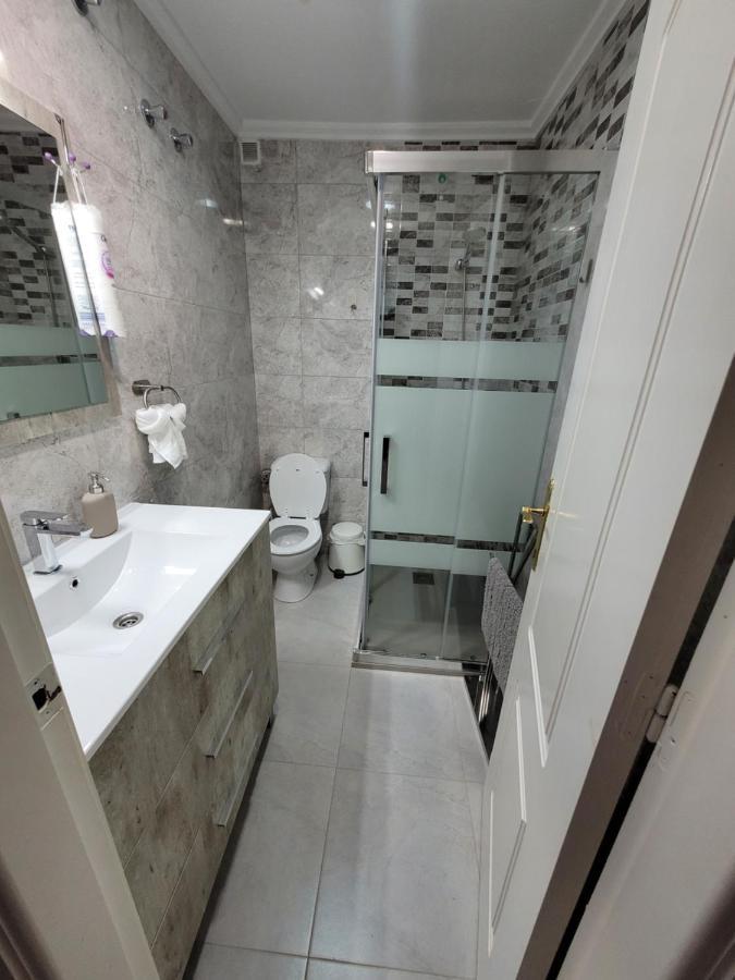 Apartamento Bajo Con Terraza Y Piscina Torrevieja Eksteriør billede