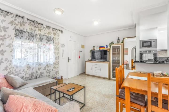 Apartamento Bajo Con Terraza Y Piscina Torrevieja Eksteriør billede